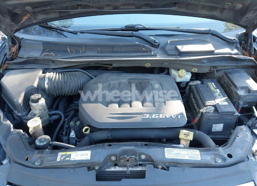 Photo 10 of 2013 Chrysler Town & COUNTRY TOURING (VIN 2C4RC1BG1DR720868)