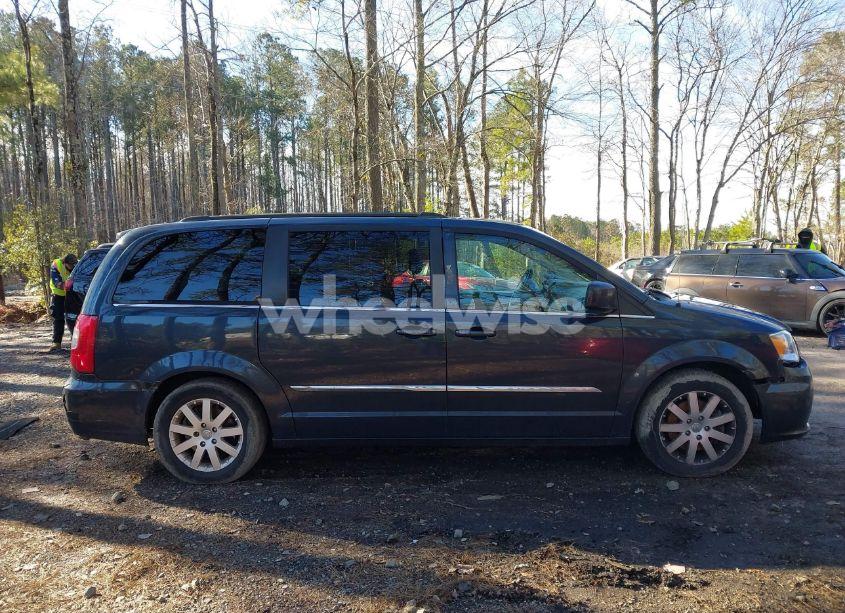 Photo 12 of 2013 Chrysler Town & COUNTRY TOURING (VIN 2C4RC1BG1DR720868)