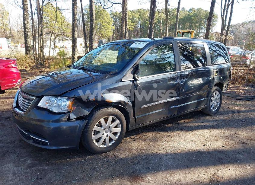 Photo 2 of 2013 Chrysler Town & COUNTRY TOURING (VIN 2C4RC1BG1DR720868)