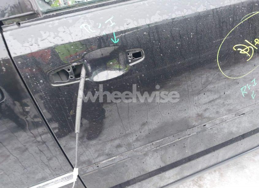 Photo 13 of 2013 Chrysler Town & COUNTRY TOURING (VIN 2C4RC1BG1DR745141)