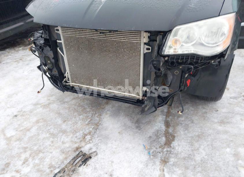 Photo 6 of 2013 Chrysler Town & COUNTRY TOURING (VIN 2C4RC1BG1DR745141)