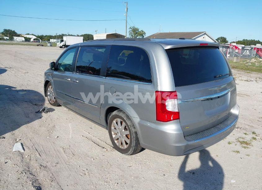Photo 3 of 2013 Chrysler Town & COUNTRY TOURING (VIN 2C4RC1BG1DR774400)