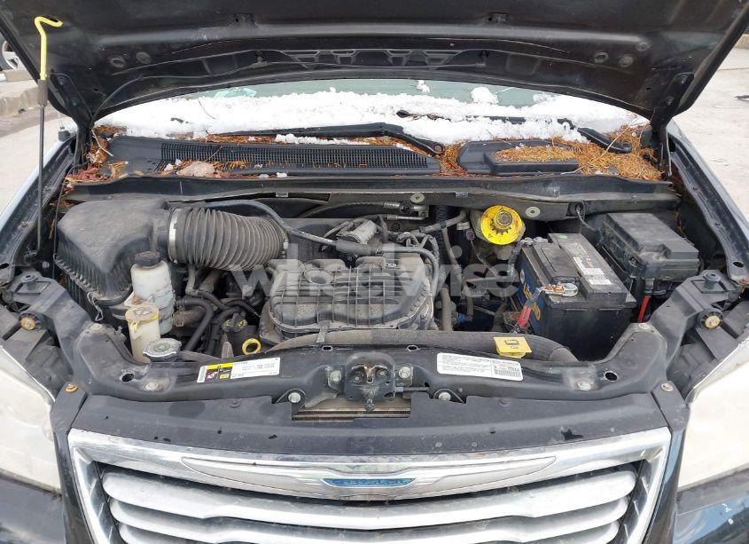 Photo 10 of 2014 Chrysler Town & COUNTRY TOURING (VIN 2C4RC1BG1ER157158)
