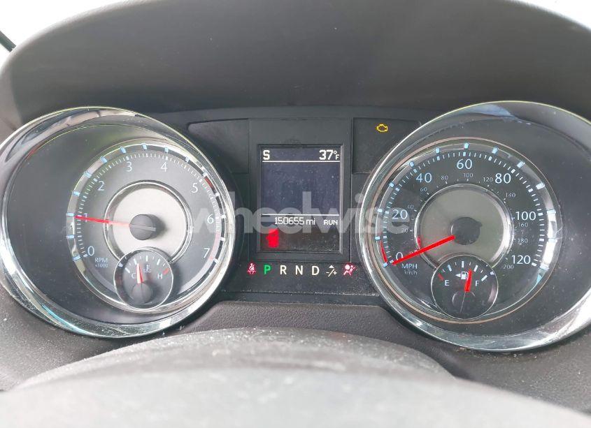 Photo 7 of 2014 Chrysler Town & COUNTRY TOURING (VIN 2C4RC1BG1ER157158)