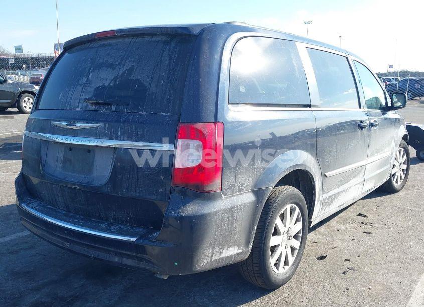 Photo 4 of 2014 Chrysler Town & COUNTRY TOURING (VIN 2C4RC1BG1ER157984)