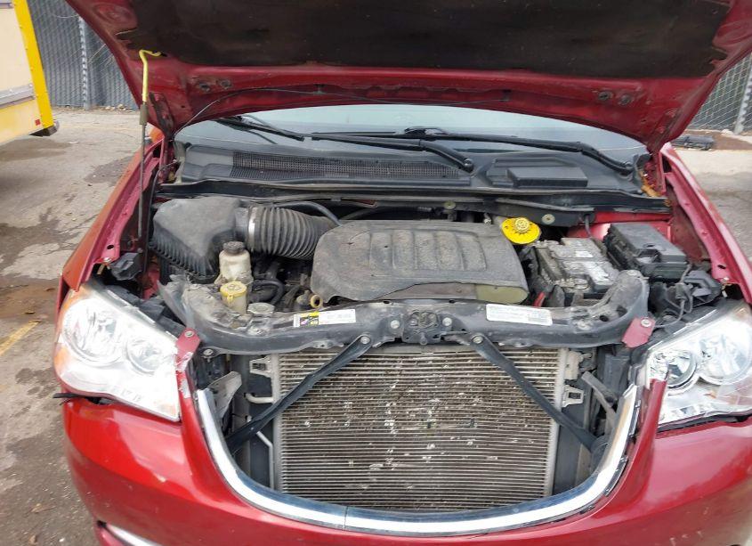 Photo 10 of 2014 Chrysler Town & COUNTRY TOURING (VIN 2C4RC1BG1ER219593)