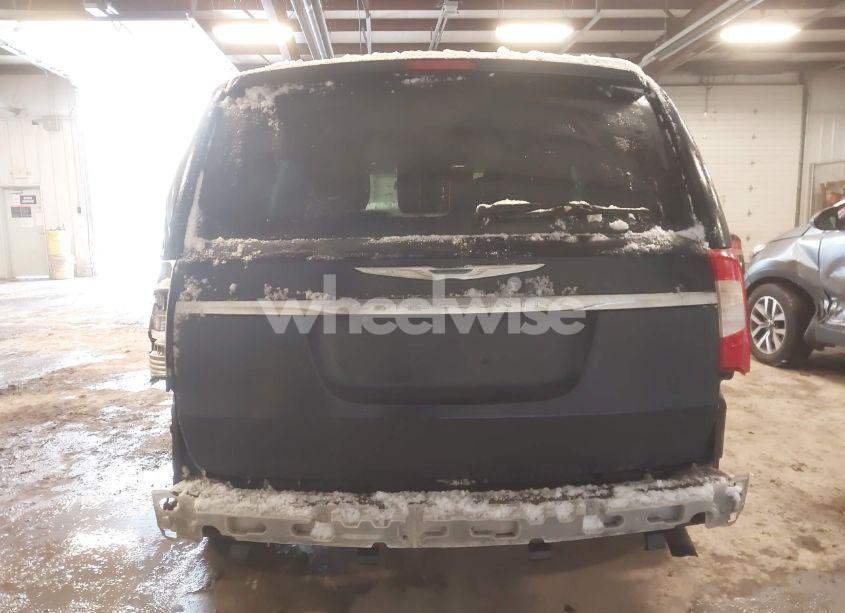 Photo 6 of 2014 Chrysler Town & COUNTRY TOURING (VIN 2C4RC1BG1ER231730)