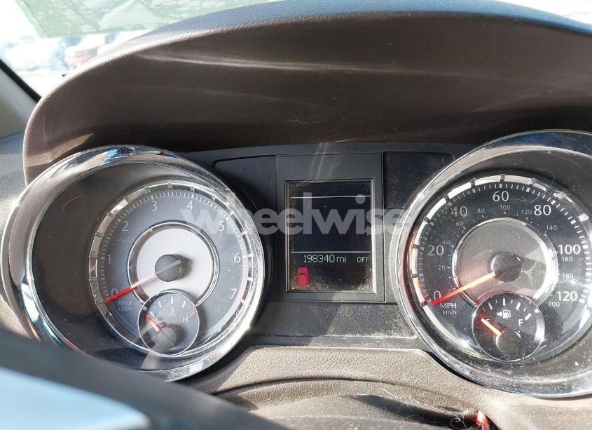 Photo 7 of 2014 Chrysler Town & COUNTRY TOURING (VIN 2C4RC1BG1ER270138)