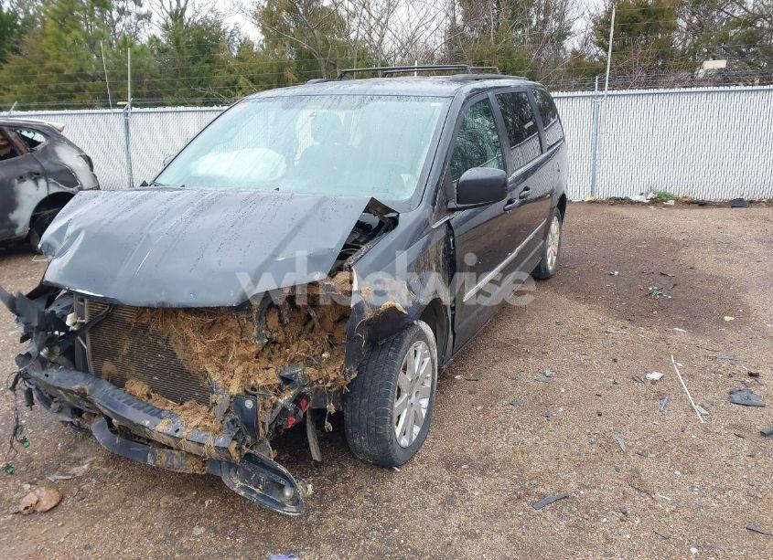 Photo 2 of 2014 Chrysler Town & COUNTRY TOURING (VIN 2C4RC1BG1ER271404)