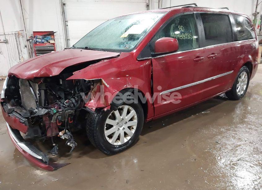 Photo 2 of 2014 Chrysler Town & COUNTRY TOURING (VIN 2C4RC1BG1ER360034)