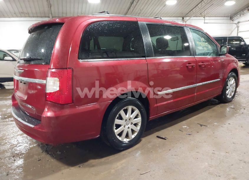 Photo 4 of 2014 Chrysler Town & COUNTRY TOURING (VIN 2C4RC1BG1ER360034)