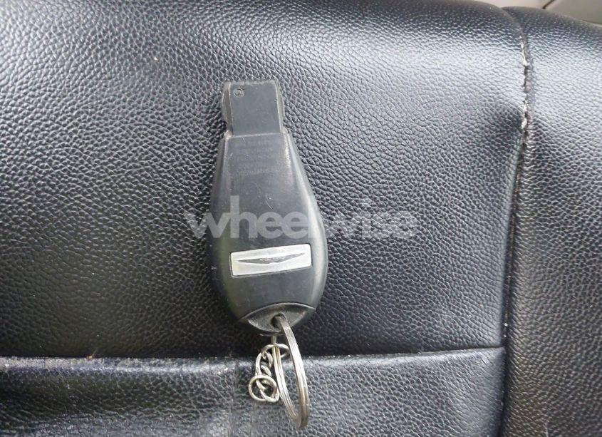 Photo 11 of 2014 Chrysler Town & COUNTRY TOURING (VIN 2C4RC1BG1ER398699)