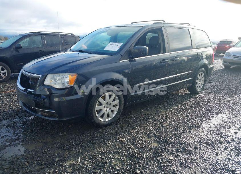 Photo 2 of 2014 Chrysler Town & COUNTRY TOURING (VIN 2C4RC1BG1ER435802)