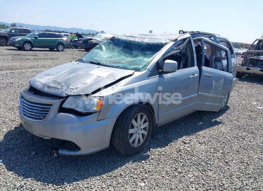 Photo 2 of 2014 Chrysler Town & COUNTRY TOURING (VIN 2C4RC1BG1ER439557)