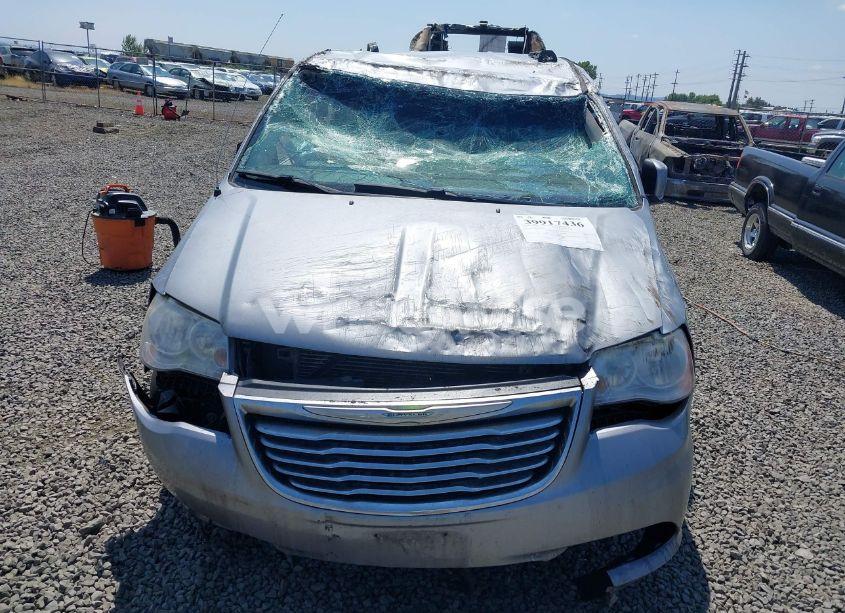 Photo 6 of 2014 Chrysler Town & COUNTRY TOURING (VIN 2C4RC1BG1ER439557)