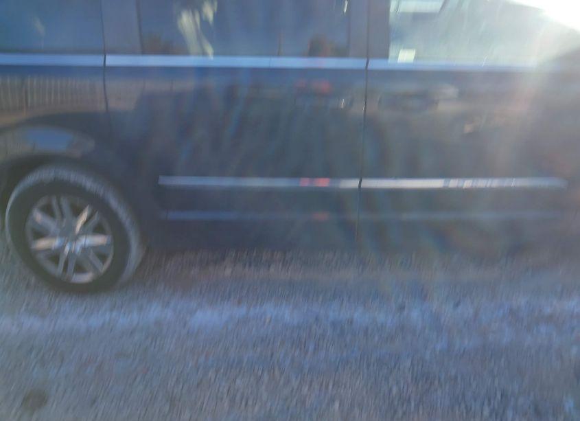 Photo 13 of 2014 Chrysler Town & COUNTRY TOURING (VIN 2C4RC1BG1ER445102)