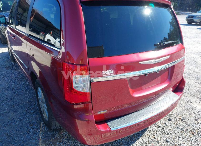 Photo 6 of 2014 Chrysler Town & COUNTRY TOURING (VIN 2C4RC1BG1ER445133)