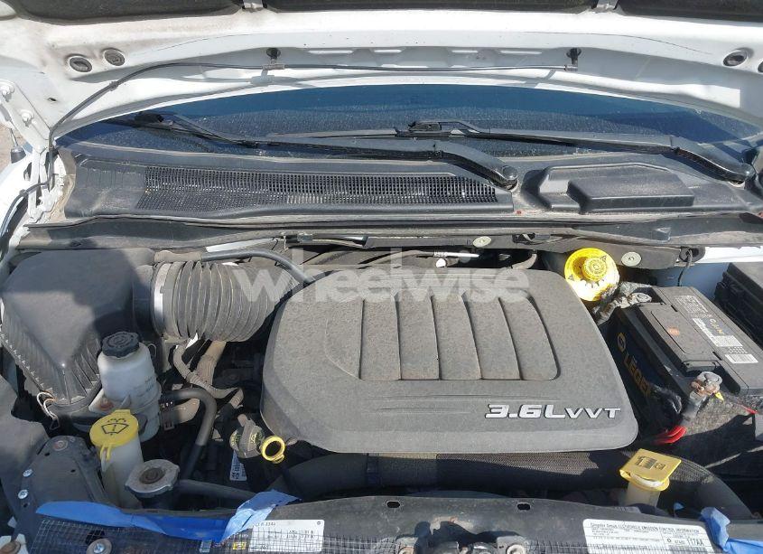 Photo 10 of 2015 Chrysler Town & COUNTRY TOURING (VIN 2C4RC1BG1FR545296)