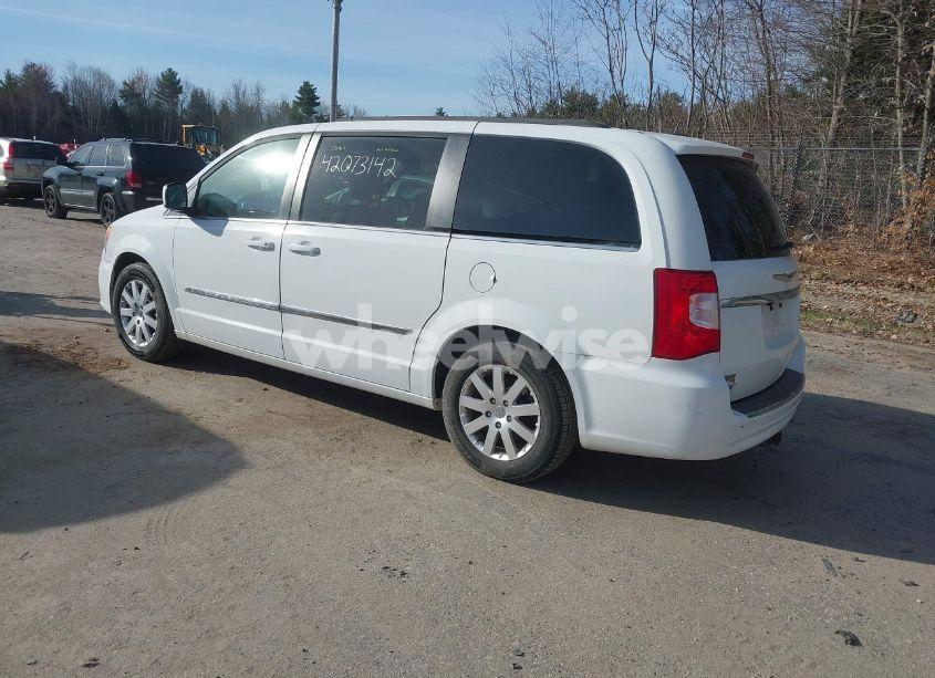 Photo 3 of 2015 Chrysler Town & COUNTRY TOURING (VIN 2C4RC1BG1FR545296)