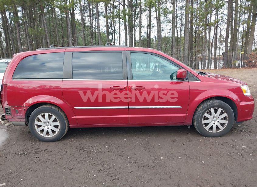 Photo 14 of 2015 Chrysler Town & COUNTRY TOURING (VIN 2C4RC1BG1FR601916)