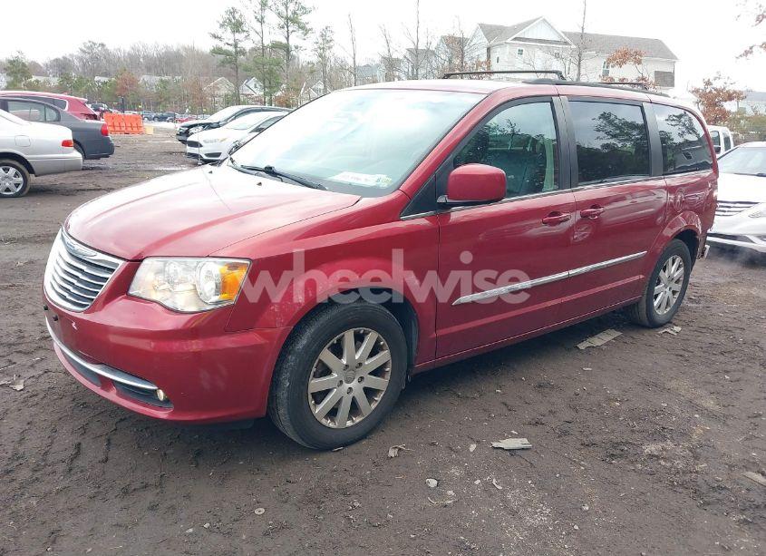 Photo 2 of 2015 Chrysler Town & COUNTRY TOURING (VIN 2C4RC1BG1FR601916)