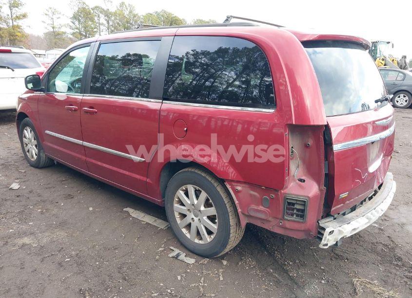 Photo 3 of 2015 Chrysler Town & COUNTRY TOURING (VIN 2C4RC1BG1FR601916)