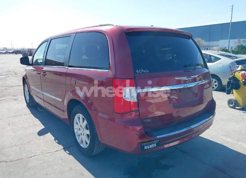 Photo 3 of 2015 Chrysler Town & COUNTRY TOURING (VIN 2C4RC1BG1FR617369)