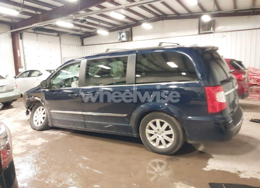 Photo 14 of 2015 Chrysler Town & COUNTRY TOURING (VIN 2C4RC1BG1FR638495)