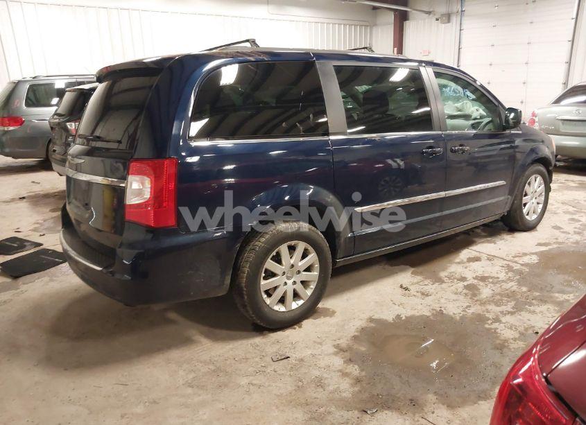 Photo 4 of 2015 Chrysler Town & COUNTRY TOURING (VIN 2C4RC1BG1FR638495)