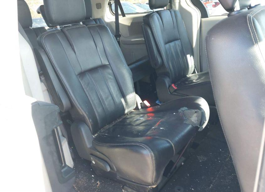 Photo 8 of 2015 Chrysler Town & COUNTRY TOURING (VIN 2C4RC1BG1FR661274)