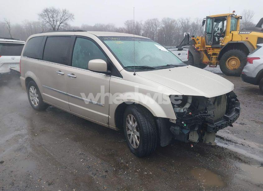 2015 Chrysler Town & COUNTRY TOURING (VIN 2C4RC1BG1FR698941) main photo