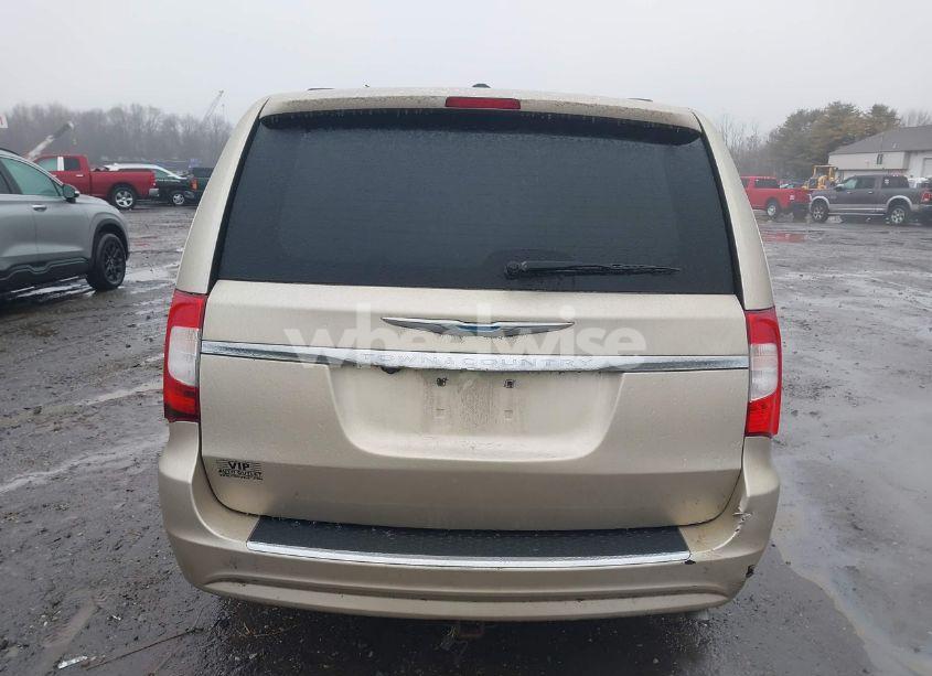 Photo 16 of 2015 Chrysler Town & COUNTRY TOURING (VIN 2C4RC1BG1FR698941)