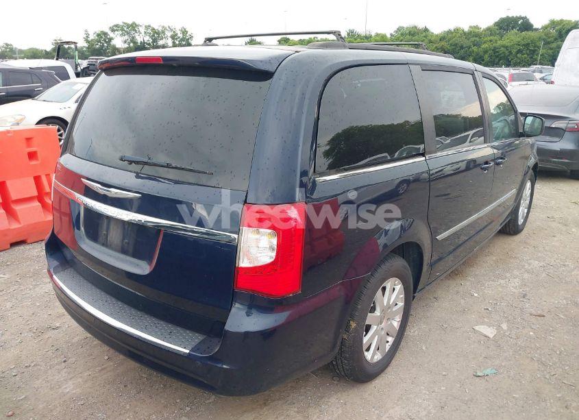 Photo 4 of 2015 Chrysler Town & COUNTRY TOURING (VIN 2C4RC1BG1FR708254)