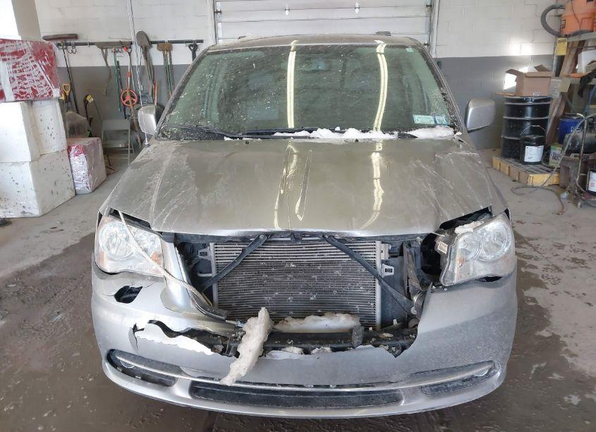 Photo 12 of 2016 Chrysler Town & COUNTRY TOURING (VIN 2C4RC1BG1GR148835)