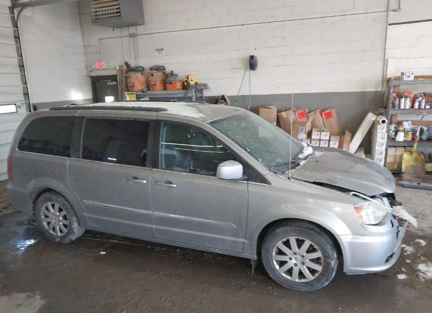 Photo 13 of 2016 Chrysler Town & COUNTRY TOURING (VIN 2C4RC1BG1GR148835)