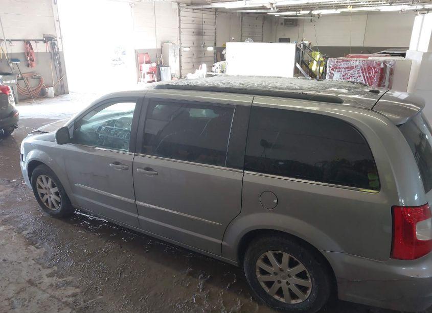 Photo 14 of 2016 Chrysler Town & COUNTRY TOURING (VIN 2C4RC1BG1GR148835)