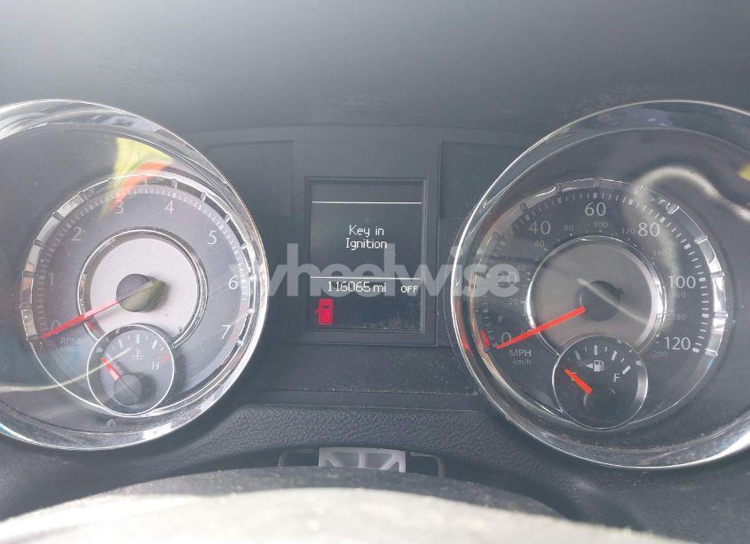 Photo 7 of 2016 Chrysler Town & COUNTRY TOURING (VIN 2C4RC1BG1GR156868)