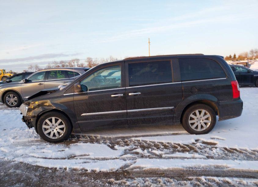 Photo 14 of 2016 Chrysler Town & COUNTRY TOURING (VIN 2C4RC1BG1GR158328)