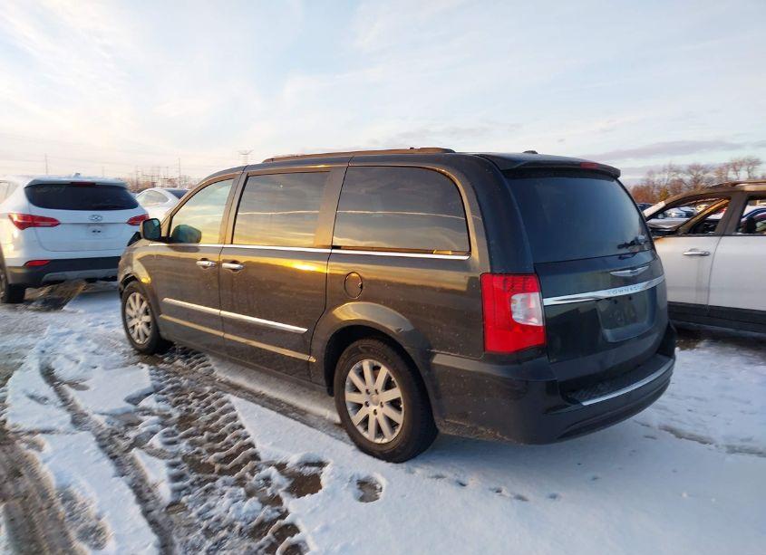 Photo 3 of 2016 Chrysler Town & COUNTRY TOURING (VIN 2C4RC1BG1GR158328)