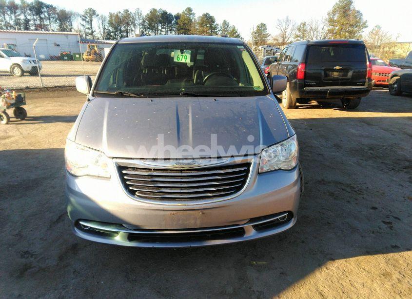 Photo 6 of 2016 Chrysler Town & COUNTRY TOURING (VIN 2C4RC1BG1GR185691)