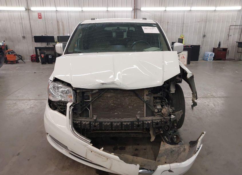 Photo 13 of 2016 Chrysler Town & COUNTRY TOURING (VIN 2C4RC1BG1GR186372)