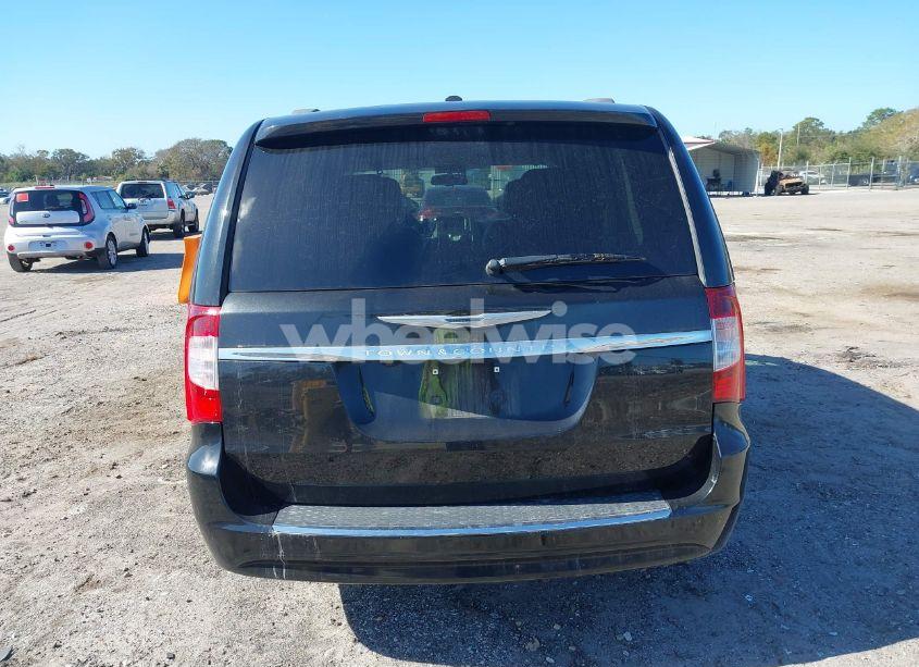 Photo 16 of 2016 Chrysler Town & COUNTRY TOURING (VIN 2C4RC1BG1GR189787)