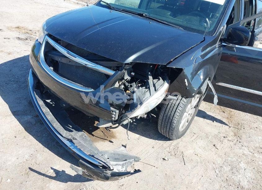 Photo 6 of 2016 Chrysler Town & COUNTRY TOURING (VIN 2C4RC1BG1GR189787)