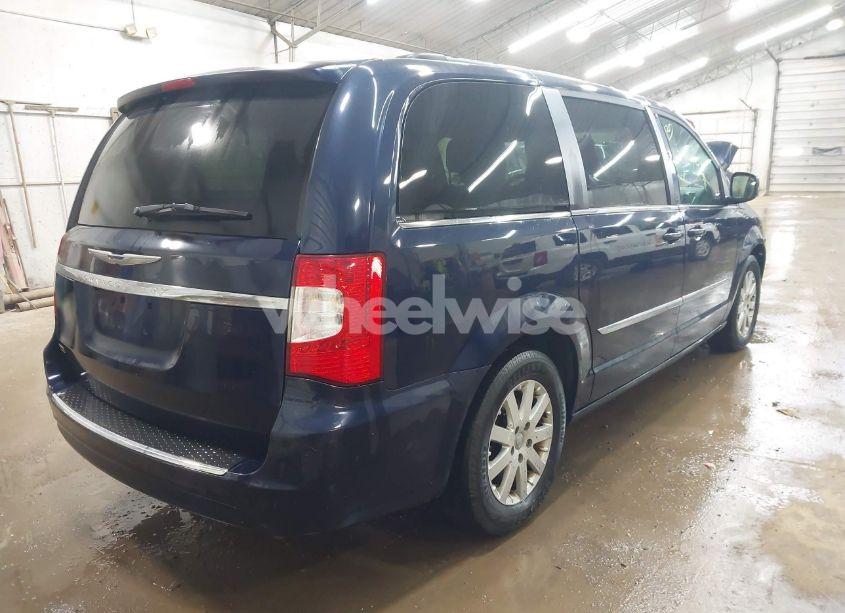 Photo 4 of 2016 Chrysler Town & COUNTRY TOURING (VIN 2C4RC1BG1GR205311)