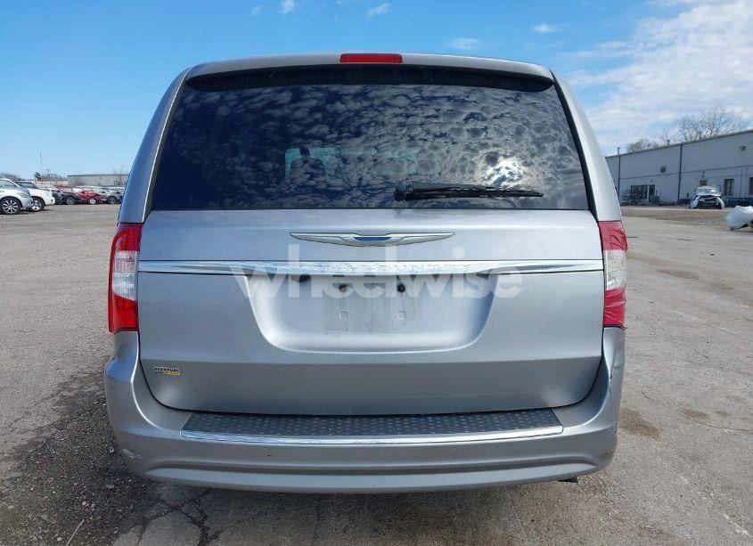 Photo 16 of 2016 Chrysler Town & COUNTRY TOURING (VIN 2C4RC1BG1GR206426)