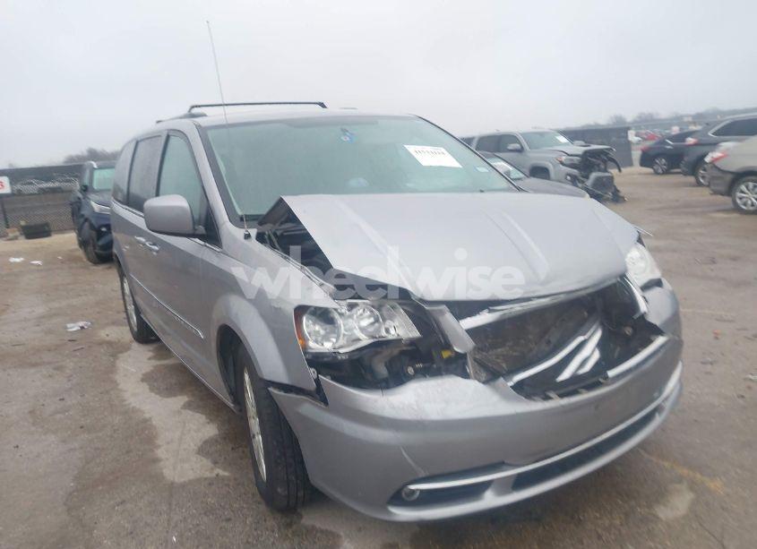 2016 Chrysler Town & COUNTRY TOURING (VIN 2C4RC1BG1GR213022) main photo