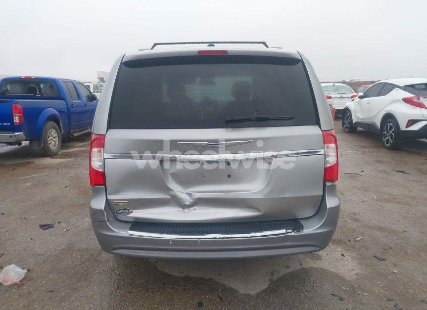 Photo 16 of 2016 Chrysler Town & COUNTRY TOURING (VIN 2C4RC1BG1GR213022)