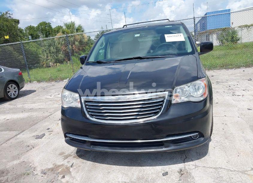 Photo 12 of 2016 Chrysler Town & COUNTRY TOURING (VIN 2C4RC1BG1GR284155)