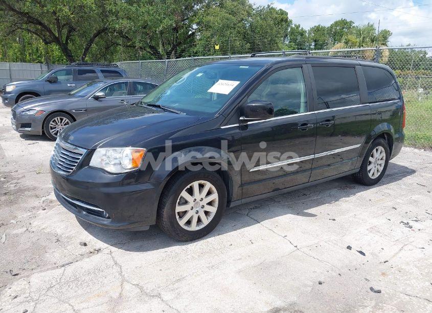 Photo 2 of 2016 Chrysler Town & COUNTRY TOURING (VIN 2C4RC1BG1GR284155)
