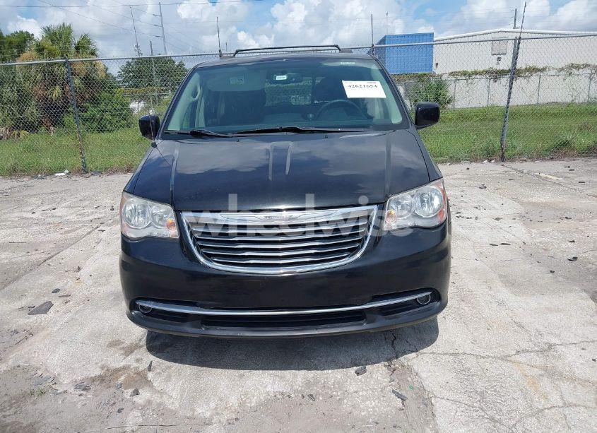 Photo 6 of 2016 Chrysler Town & COUNTRY TOURING (VIN 2C4RC1BG1GR284155)